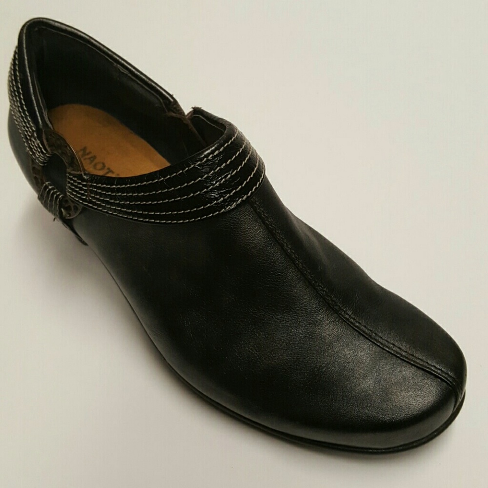 NAOT L7 Black with silver mottled sheen zip shoes
